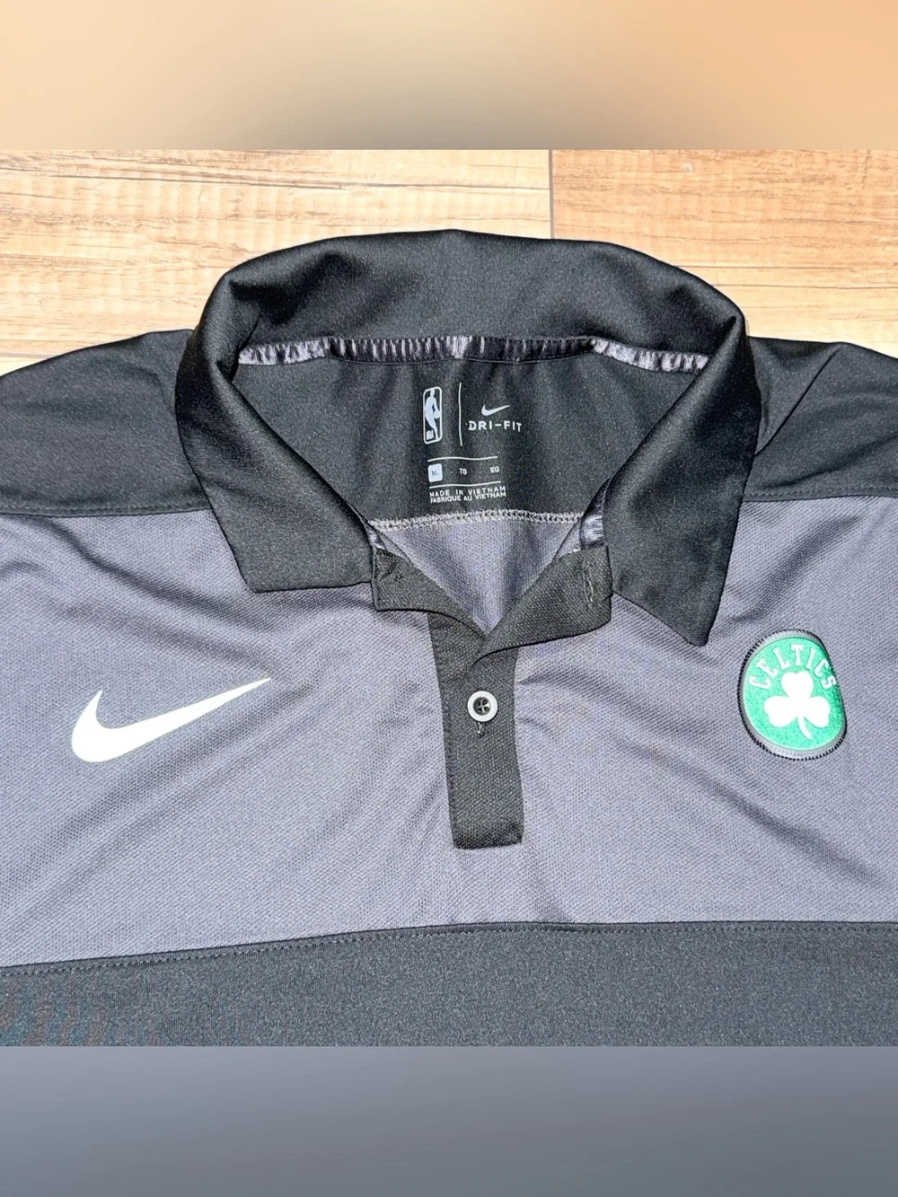 Nike Dri Fit Boston Celtics NBA Moisture Wicking Performance Polo Shirt Mens XL